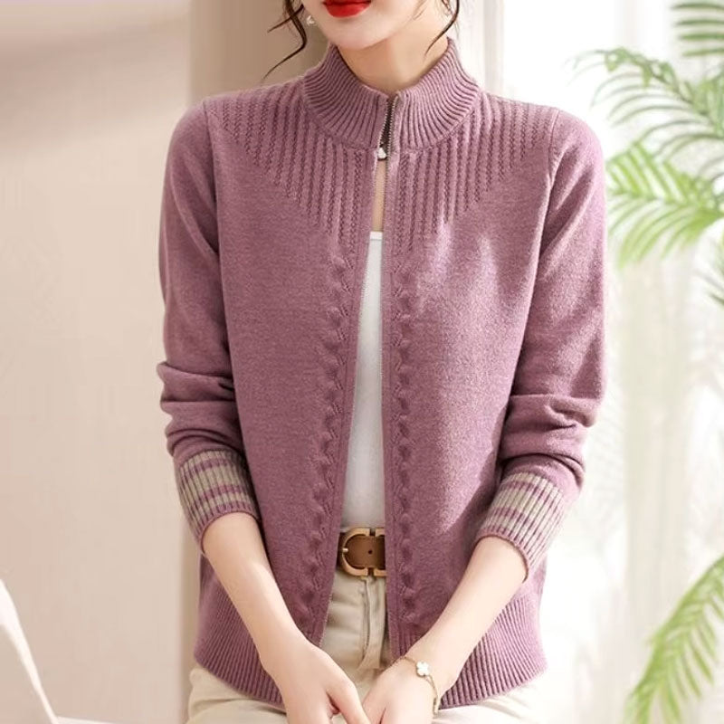 Anne Rollkragen-Cardigan