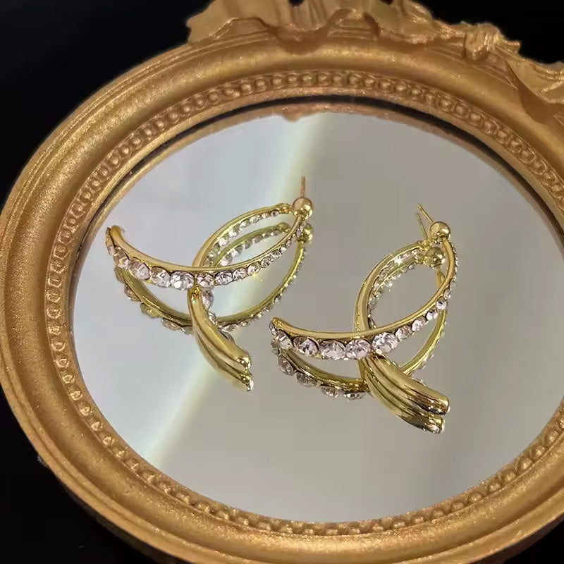 Glanzvolle Kristall-Creolen